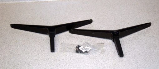 Vizio E70-C TV Stand With Screws