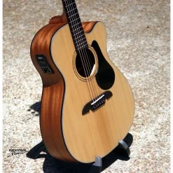 Acoustic Guitars Alvarez Artist AF30CE Folk Body Acoustic/Electric Guitar
