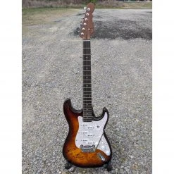 Electric Guitars G&L Tribute Comanche, Tobacco Sunburst With Burl Top